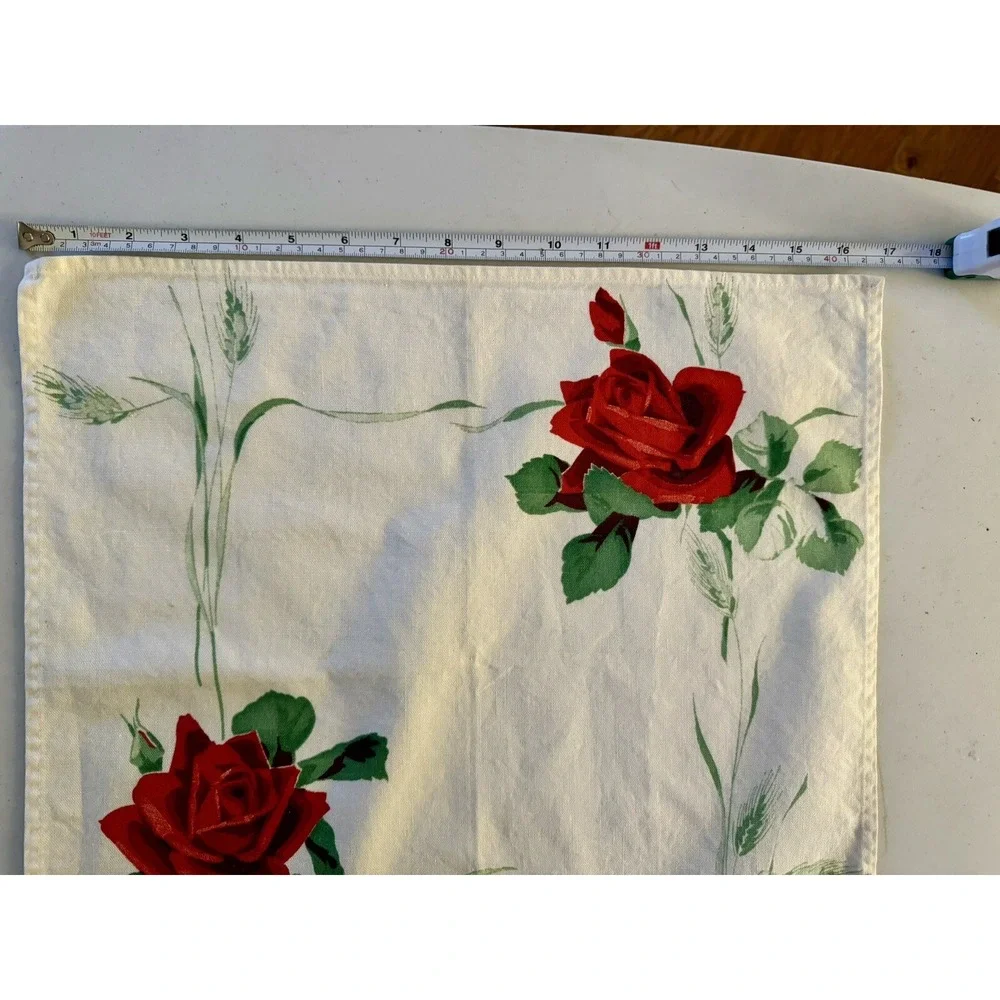 (4) Vintage 50's America's Pride Beauty Roses Fabric Elegant Table Cloth Napkins